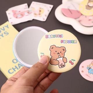 2แถม1 ✨กระจกพกพา น่ารักน่าใช้ น้ำหนักเบา พกพาง่าย ลายน่ารักสดใส กระจกแบบพกพา กระจกแต่งหน้า ส่งคละสี