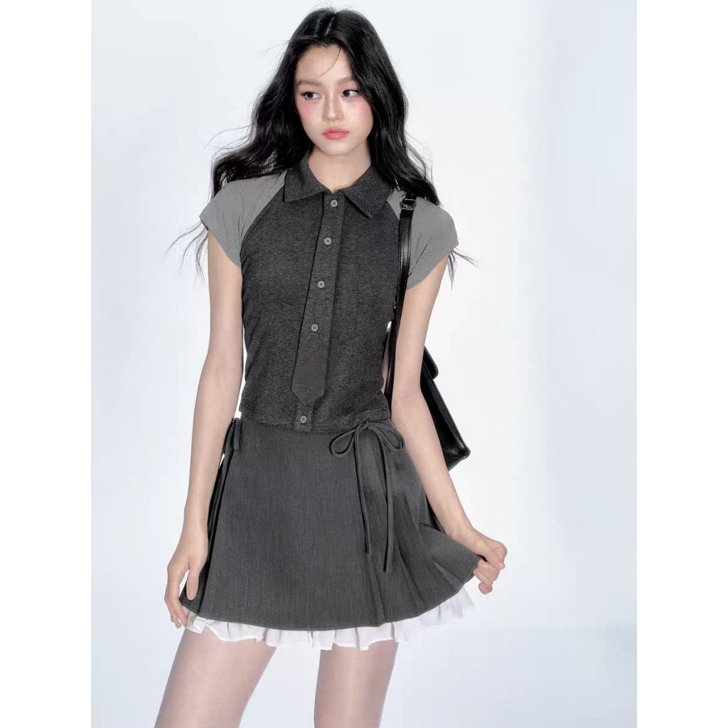 Fragile Heart · Sub-cloud Effect Korean College Style Contrast Color Polo Tie Short Sleeve