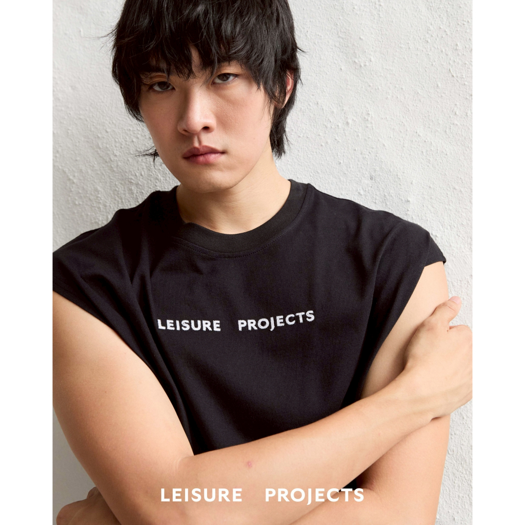 (Leisure Projects) Leisure Projects Original Logo sleeveles T-shirt
