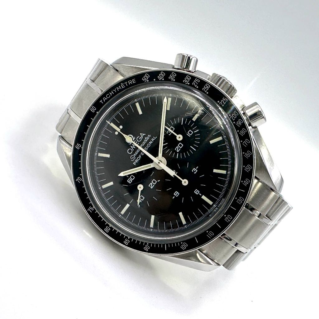 โอเมก้า Speedmaster Moonwatch Professional 311.30.42.30.01.005 นาฬิกาโครโนกราฟ สแตนเลสสตีล ขนาด 42 มม.