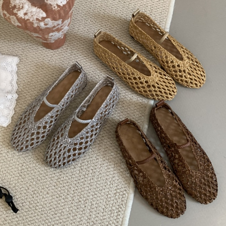 (Pre Order) รองเท้า รุ่น Ivy Shoes มี 3 สี | PENN STUDIO