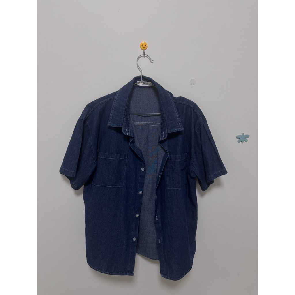 (used) เสื้อยีนส์เข้ม ร้าน uiui