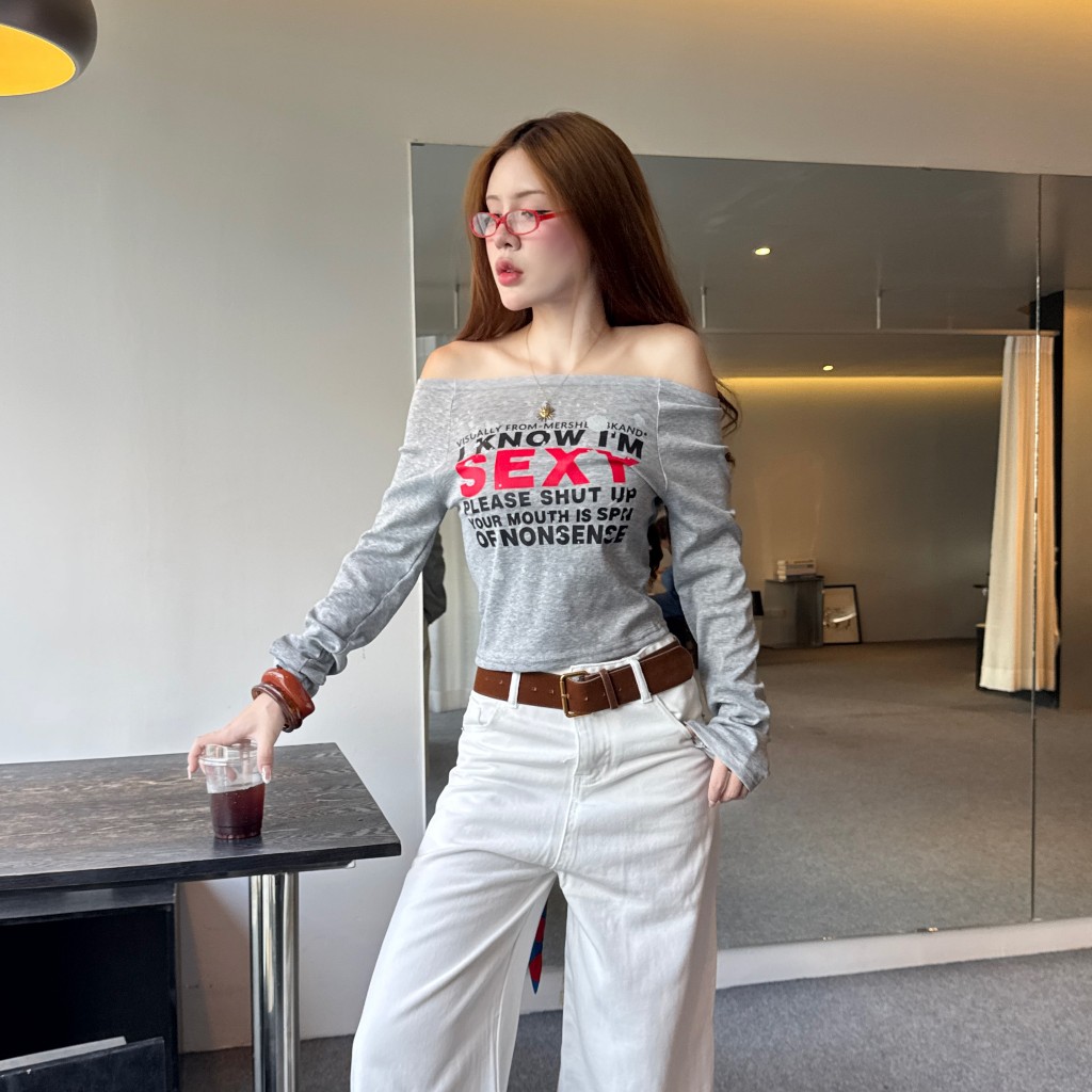 🌈SpinnyHouse🌈เสื้อปาดไหล่แขนยาว พร้อมส่ง สกรีนลายแน่นๆ ปาดไหล่แขนยาว  ผ้าร่องยืด สาวอวบใส่ได้ รุ่น ไวกิ้ง SEXY - รูปที่ 3