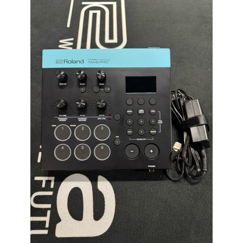 Roland TM-6 PRO Trigger Module ตัวสร้างเสียงกลอง แบบต่อทริกเกอร์  สำหรับกลองชุด กลองไฟฟ้า มือ2 ของแท