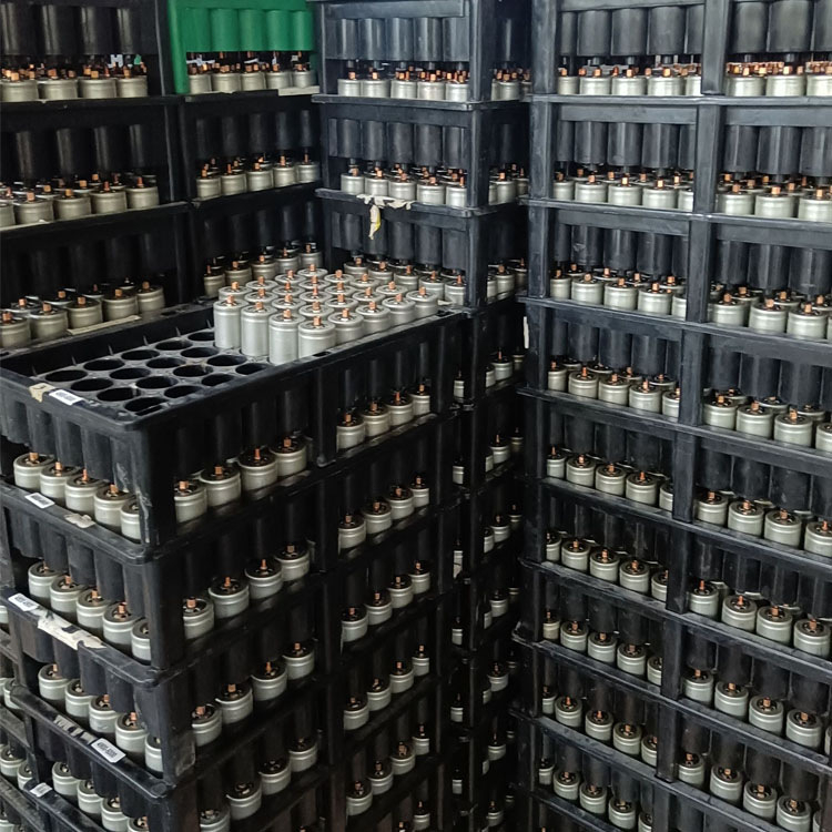 แท้ 100% แบตเตอรี่ ลิเธียมฟอสเฟส LiFePO4 32650 32700 3.2v ตัวเมียบวก แบบเกลียว ไฟโซล่าเซลล์ ถ่านชาร์จ - รูปที่ 7