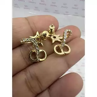 พร้อมส่ง ล็อตใหม่ ต่างหูดาวฝังเพชร งานพรีเมี่ยม ทองเหลือง ก้านเงิน925 ไม่แพ้ เป็นมิตรต่อผิว