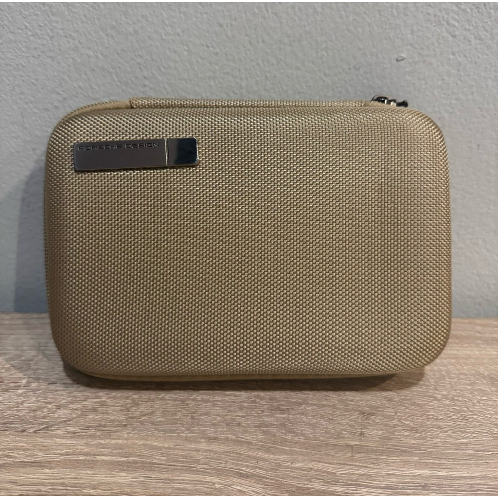 (SALE 540 !! ใส่ Code) Porsche Design Gold Thai Airways Royal Silk class Amenity (Bag Only)