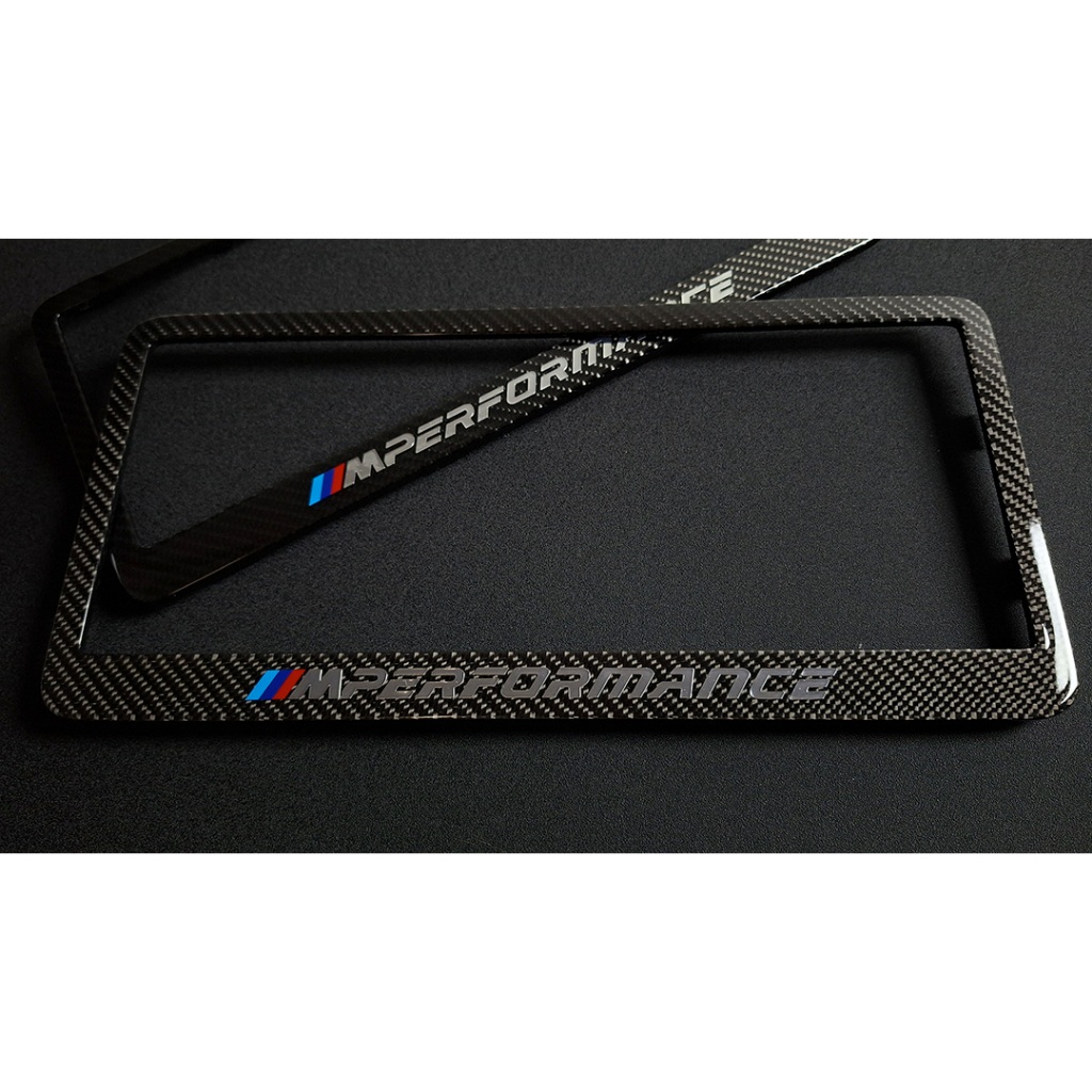 กรอบป้ายทะเบียน รถยนต์ BMW Mperformance หุ้มคาร์บอนแท้ ลาย2 จำนวน1คู่