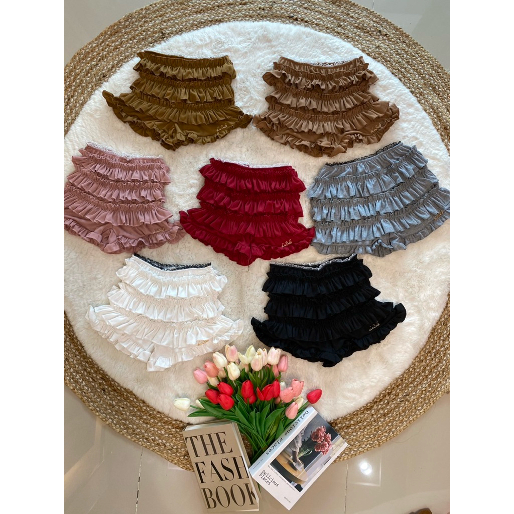 MNV STUDIO กางเกง ขนมชั้นตัวจิ๋ว งานมาใหม่ แต่งลูกไม้ช่วงขอบเอว  ผ้าล่องcvc    ติดอะไหล่เหล็ก