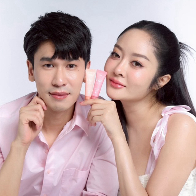 [แพ็คเก็จใหม่] ลิปออยพี่พีทแก้ปากดำ  ปากฟูดูฉ่ำ  ชุ่มชื้นx2  ของแท้ ! มีสติกเกอร์แก้มพีท