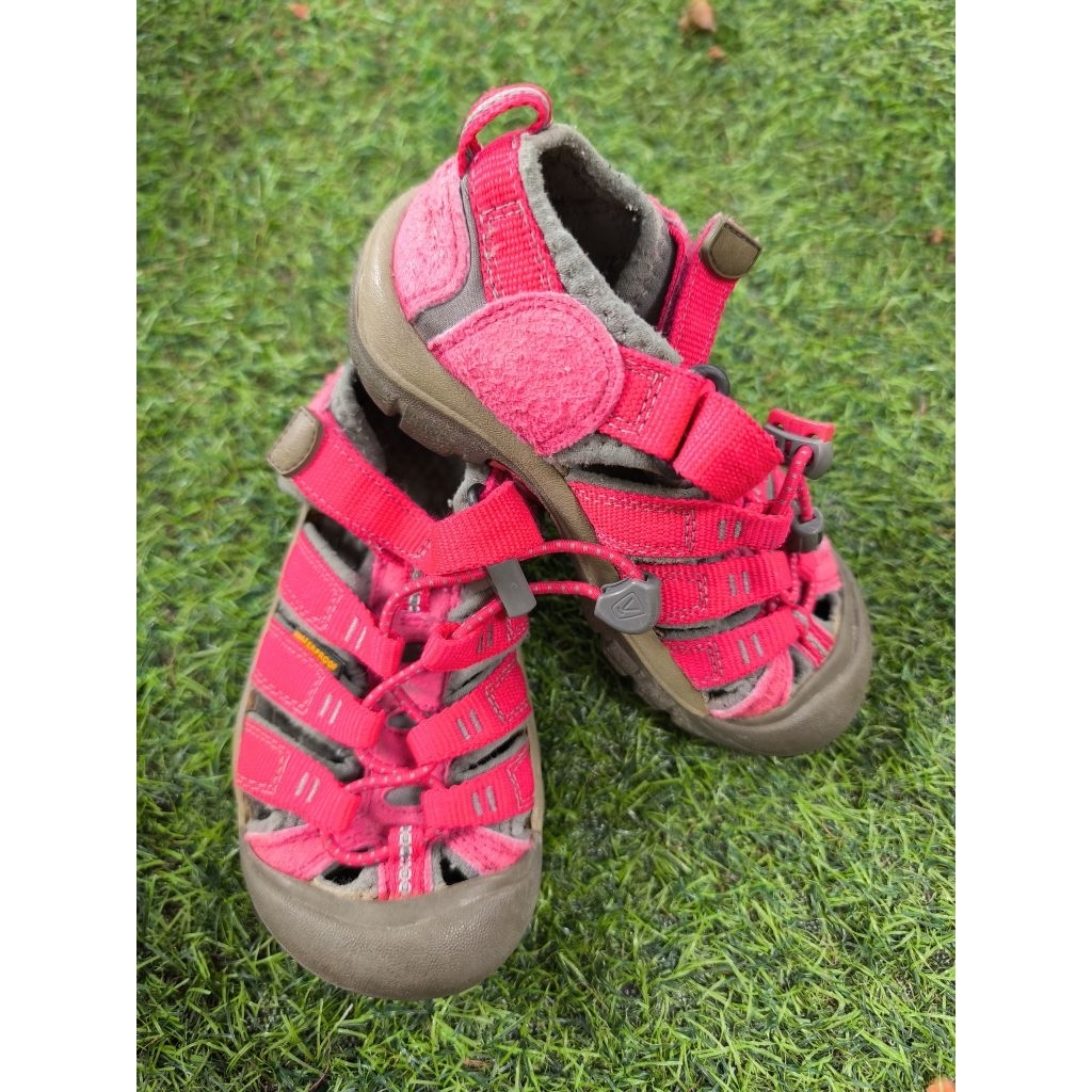 รองเท้าเด็กมือสอง Keen