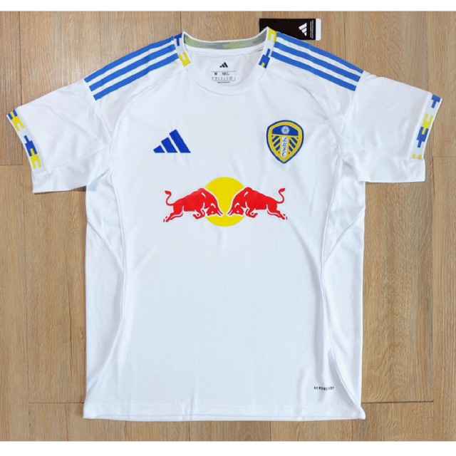 เสื้อกีฬา ลีดส์ ยูไนเต็ด ปี 2025/26 เกรด AAA (แฟนบอล) Leeds United 25/26 สีขาว