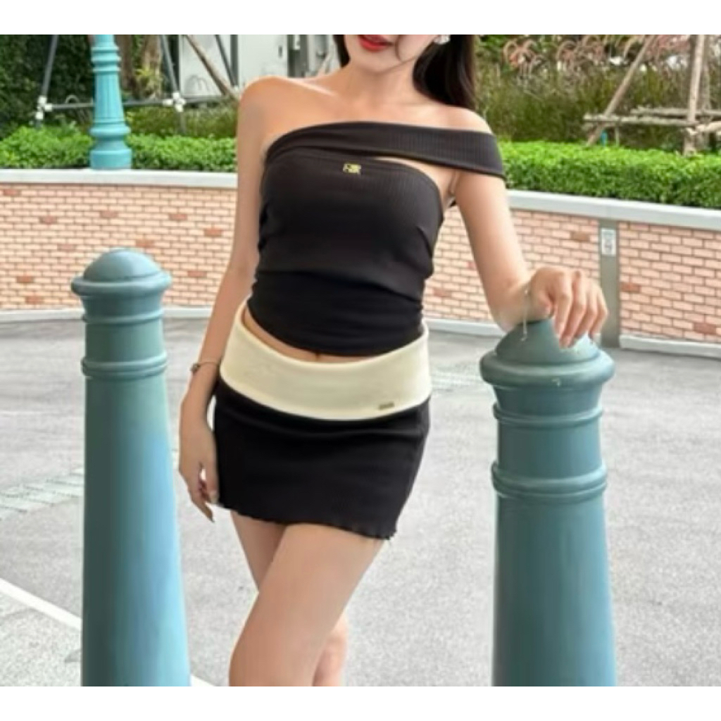 กระโปรงสั้นพับขอบผ้าร่อง siristylebkk📌