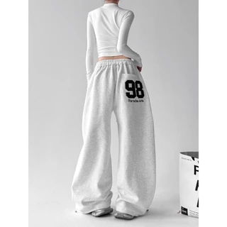 [Trendy font print, sports casual wide-leg pants]กางเกงกีฬาสีขาวพิมพ์ลายเทรนด์สำหรับผู้หญิง กางเกงขากว้างลำลอง