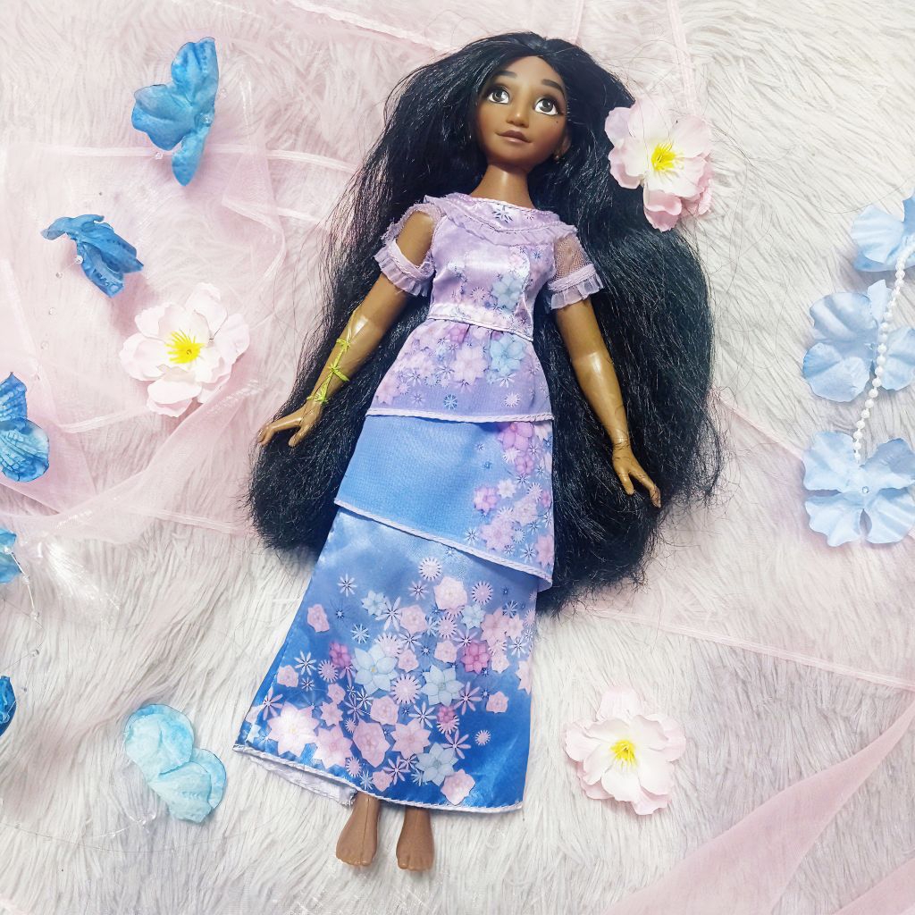 Disney doll อิซาเบลา Encanto