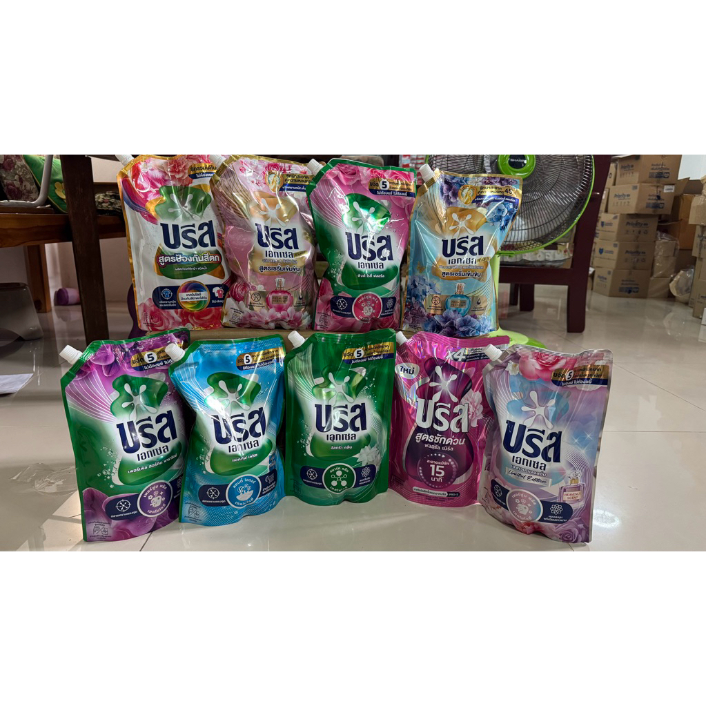บรีส น้ำยาซักผ้า ขนาด 1,100-1,350มล. แต่ละสูตรขนาดไม่เท่ากัน