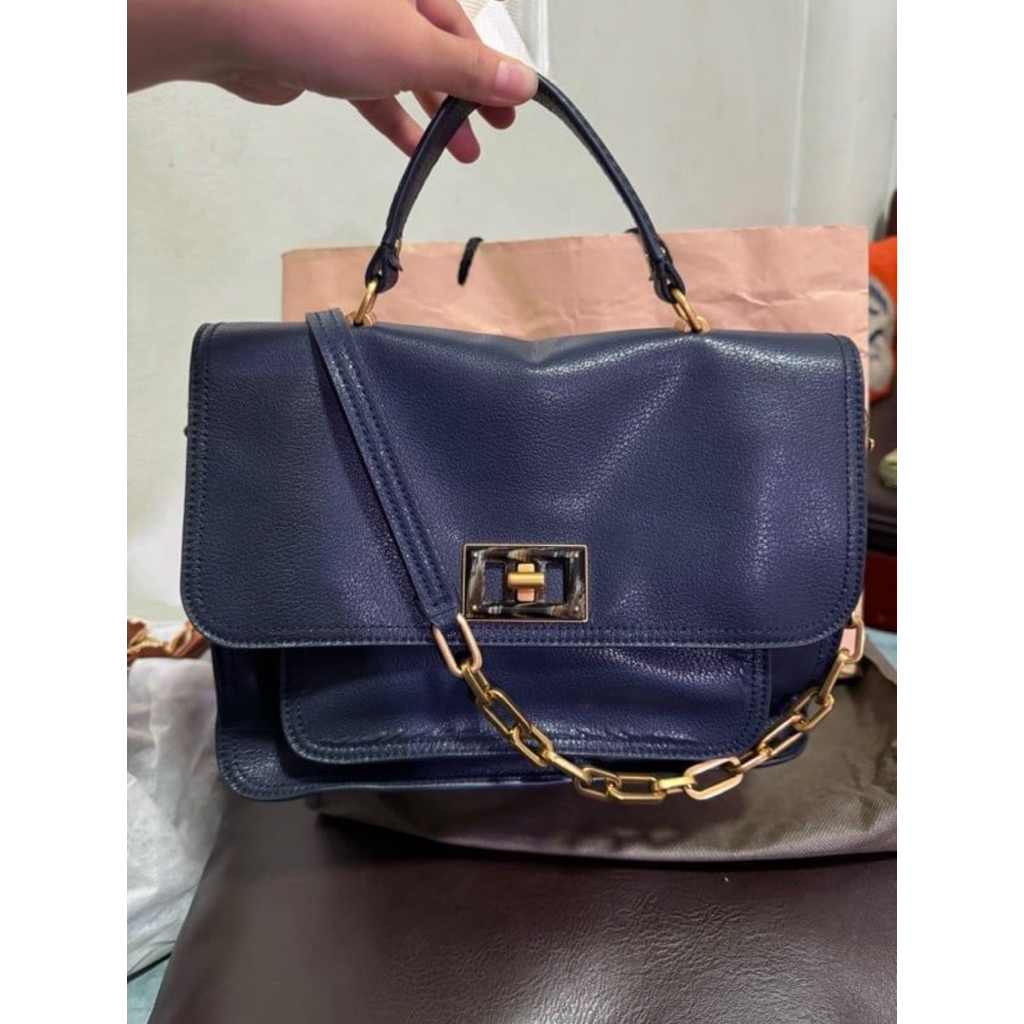 กระเป๋าCharles&Keith