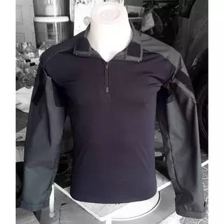 เสื้อคอมแบทเชิ้ต ตชด. ตัดเย็บด้วยผ้าลายพราง ตชด. และผ้ายืดโพรีเอสเตอร์นาโนช่วยระบายความร้อน ไม่อมเหงื่อ แห้งเร็ว