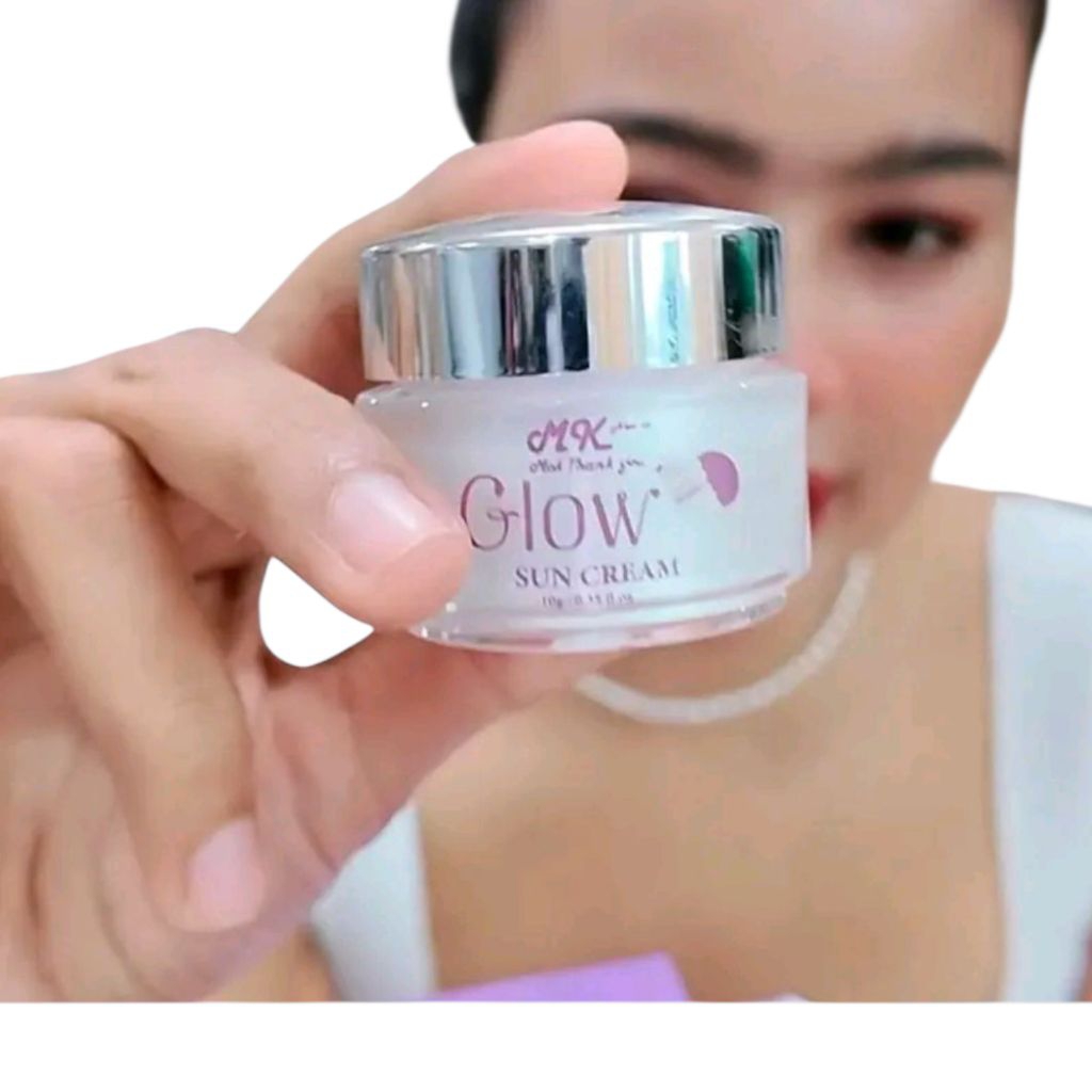 MK Glow Sun cream Foundation  กับ กันแดดบำรุงผิวหน้า