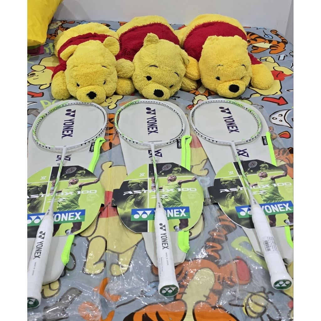 ไม้แบดมินตัน Yonex Astrox 100ZZ VA พร้อมจดหมายจาก Victor Axelsen ซอง ใบประกัน (ไม่รวมเอ็น)