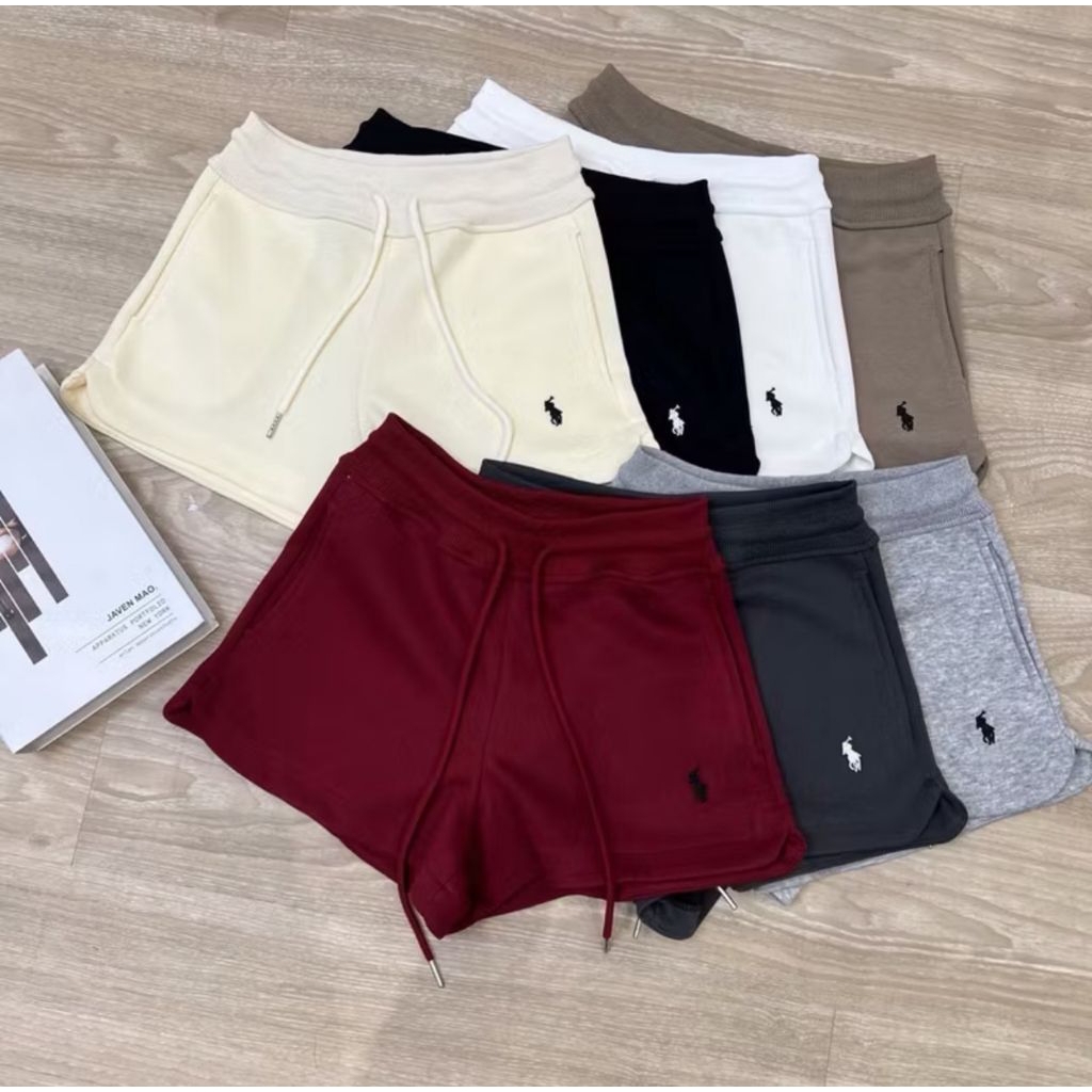 กางเกงขาสั้นผู้หญิง สีพื้น ฟรีไซส์ ด้านหน้ามีปัก