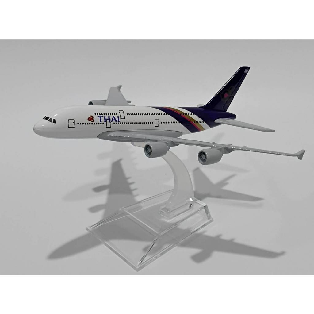 โมเดลเครื่องบิน  THAI AIRWAYS AIRBUS A380 Plane Model Aircraft Scale 1:400  NEW IN Package.(T004)