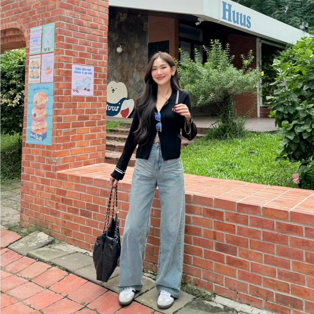 NICHARIS - กางเกงยีนส์ทรงกระบอกใหญ่ รุ่น Vogue Jeans (used)