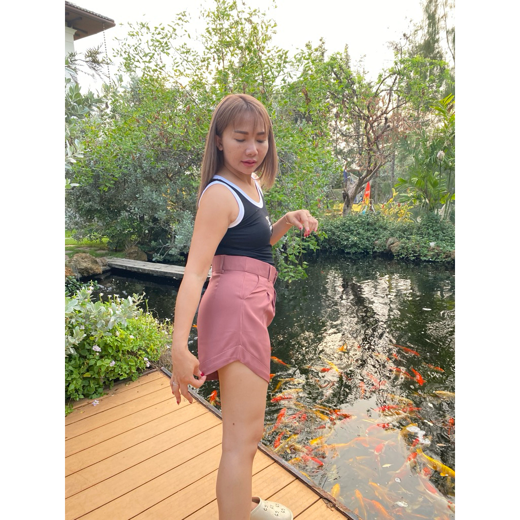 ขาสั้นทรงบาบี้ ปลายขาโค้ง กระเป๋า 2 ข้าง (น)