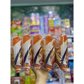 MK ข้าวเกรียบ กุ้งชาววัง กุ้งหลอด ขนาด 50 กรัม แพ็ค 5 ซอง รสชาติอร่อย