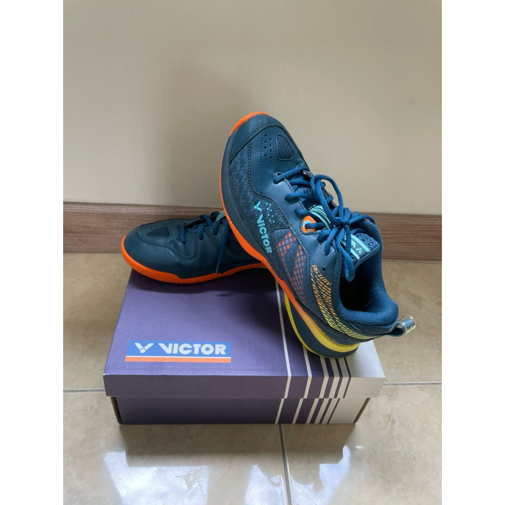 รองเท้าแบดมินตัน VICTOR รองเท้ากีฬาแบดมินตัน รุ่น A610 IV  มือสอง