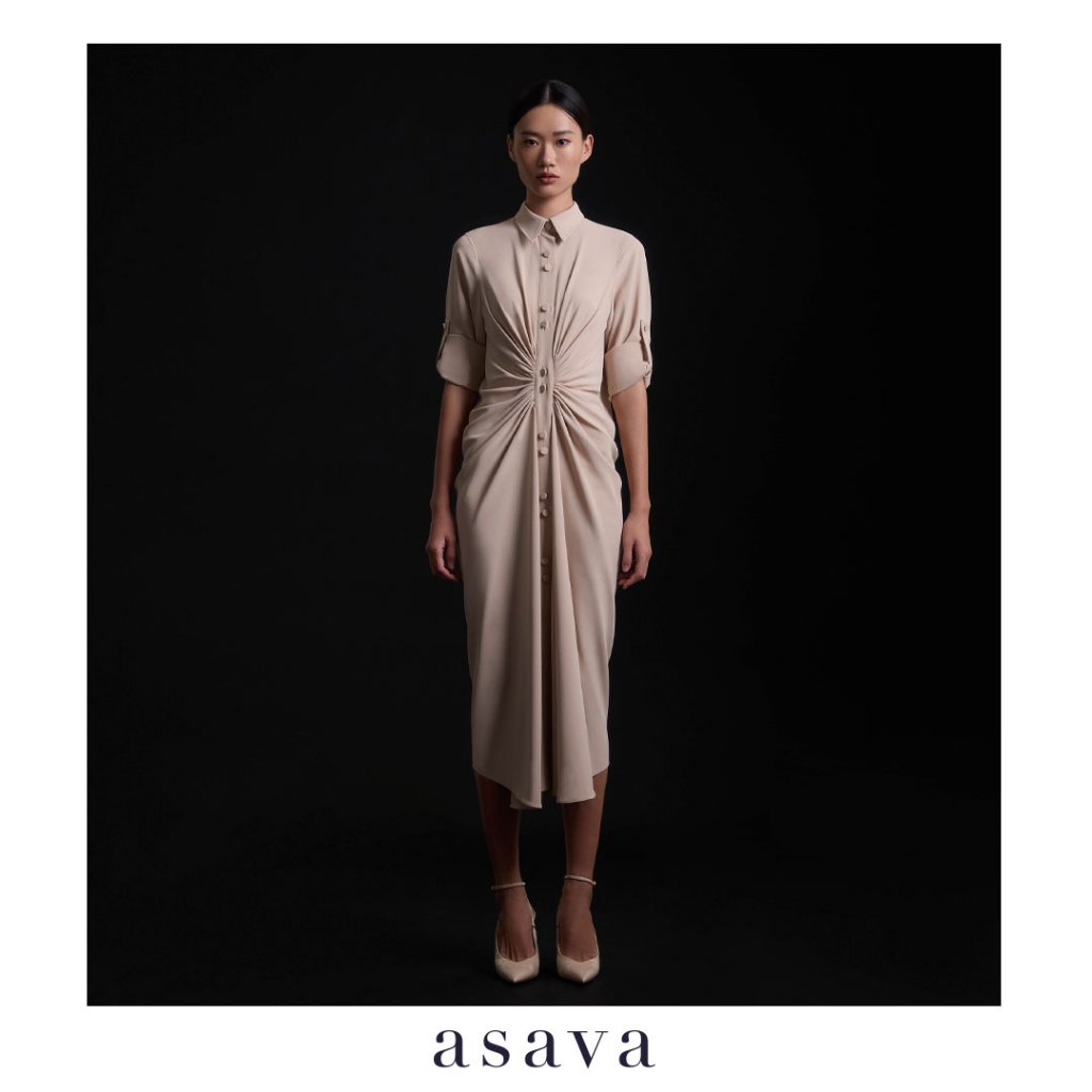 [asava aw25] Asava Front-Ruched Shirt Dress เชิ้ตเดรสผู้หญิง แต่งดีเทลรูดช่วงเอวด้านหน้า แขนยาวแต่งก