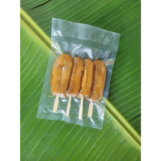 กล้วยตากออร์แกนิค หวานธรรมชาติ ไม่ใส่นํ้าตาล ไม่ใส่ น้ำผึ้ง เสียบไม้ 4ชิ้น ปริมาณ 80 กรัม พร้อมส่ง