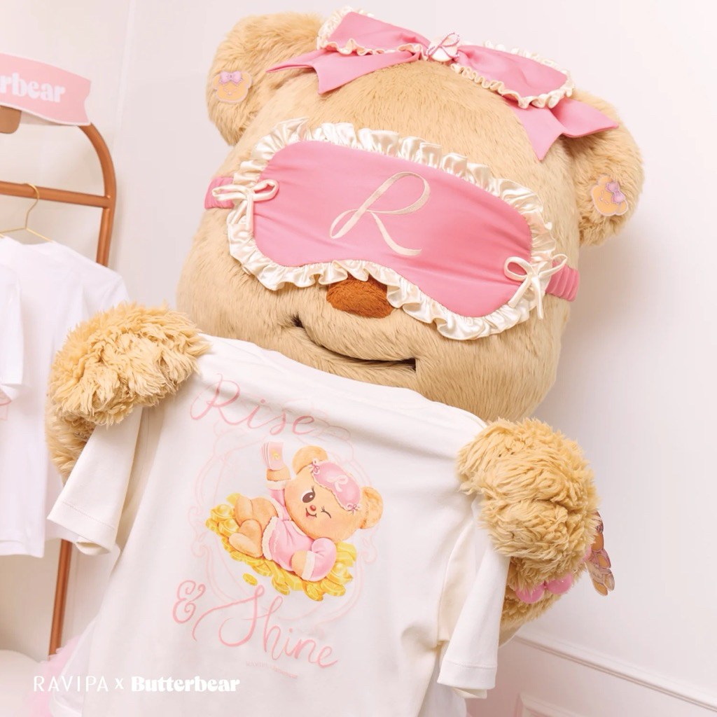 พร้อมส่ง✨RAVIPA x Butterbear - Rise and Shine T-Shirt (Cream)