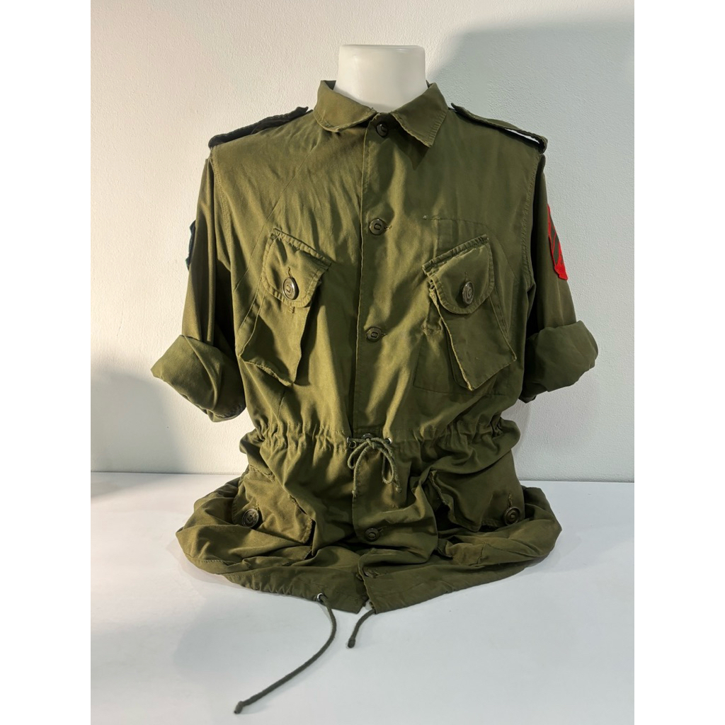 เสื้อทหารแคนาดาแท้ ปี 1979 มือ2: Coat combat man’s lightweight OG 507 :ไซซ์ L/L รอบอก 50 นิ้ว:(มีรูป