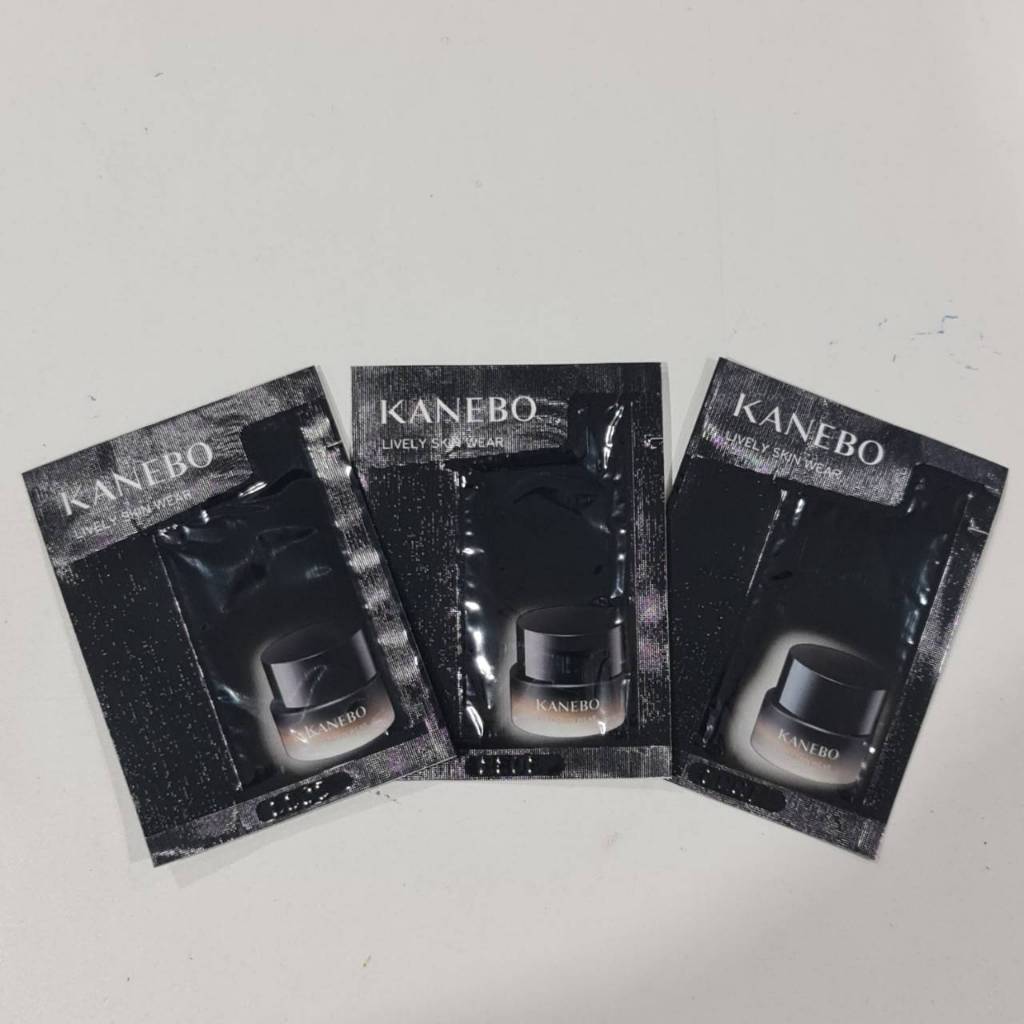 ของแท้100%_สินค้าเคาน์เตอร์ไทย_รองพื้นคาเนโบ Kanebo Lively Skin Wear  0.5 mL. แบบซอง