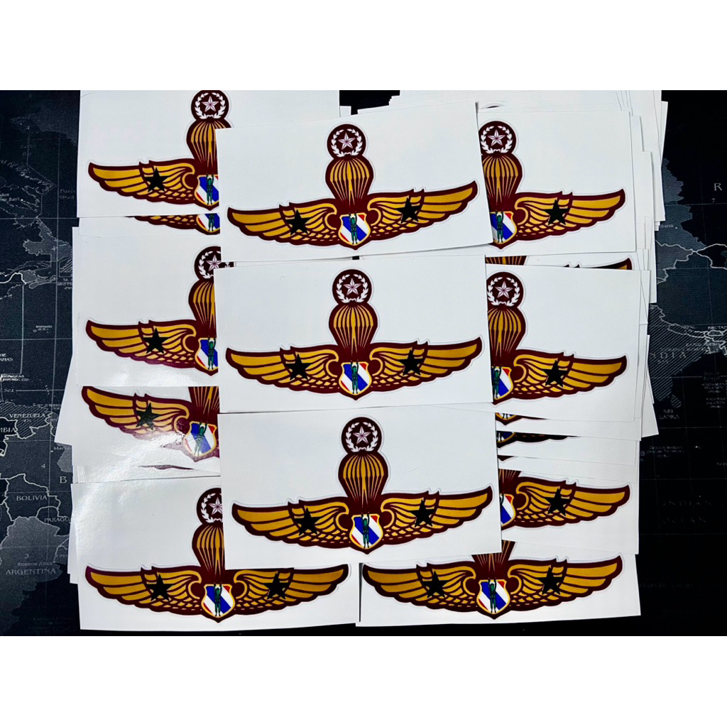 สติ๊กเกอร์ รูปปีกโดดร่มชั้นพิเศษ (ดาวดำ) ดิ่งพสุธา ตำรวจพลร่ม skydive Police Naresuan camp