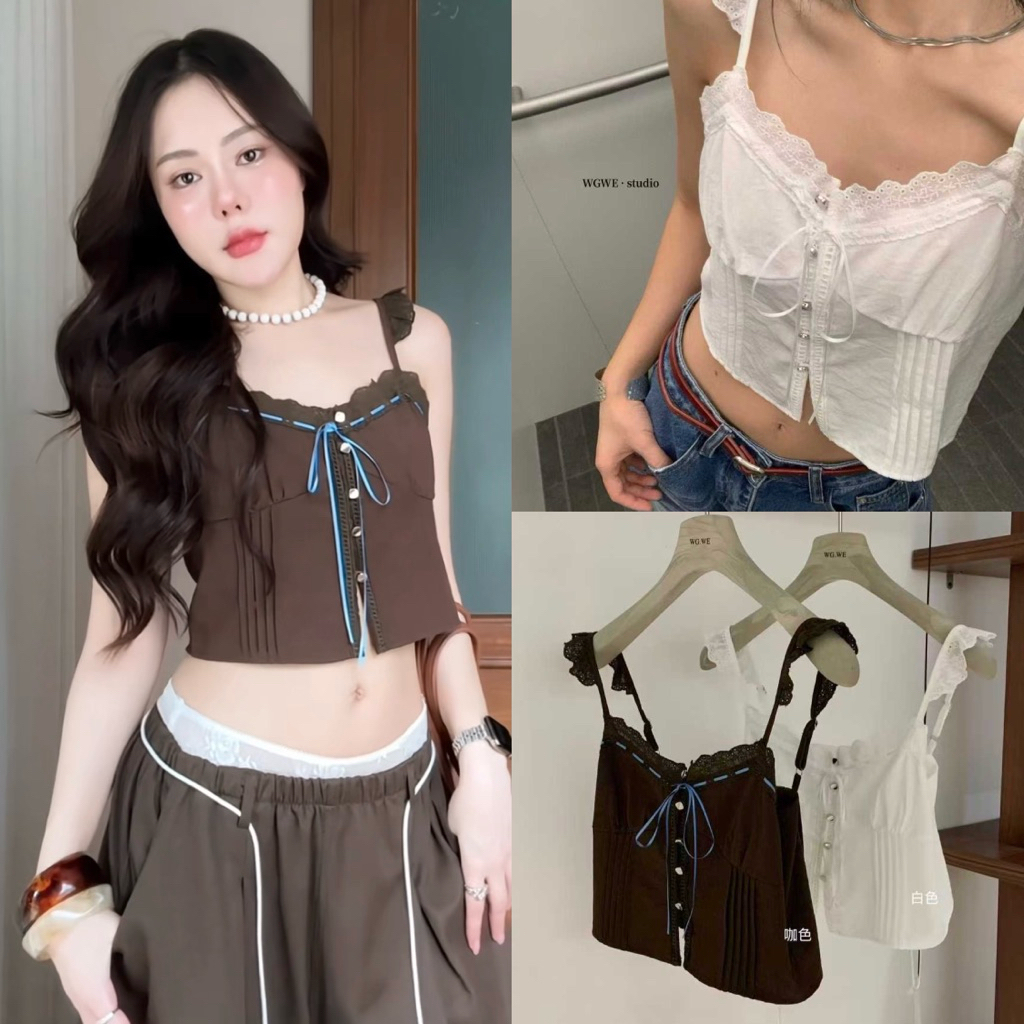 BY0324 เสื้อครอปสายเดี่ยวแต่งระบายไหล่ กระดุมหน้า benly co