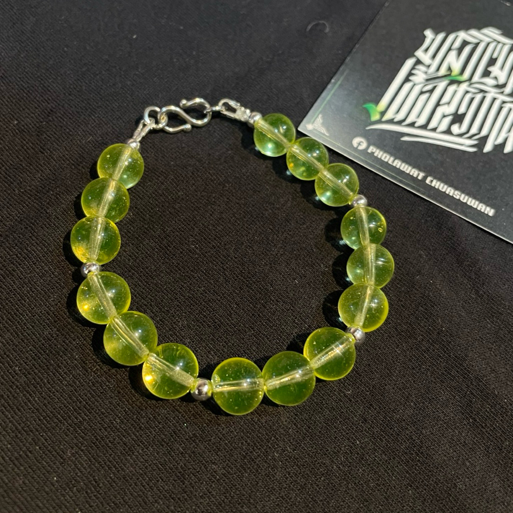 “ATOMIC DAWN V.3 “ สร้อยข้อมือแก้วยูเรเนียม 10mm. Uranium glass bracelet 10 mm.