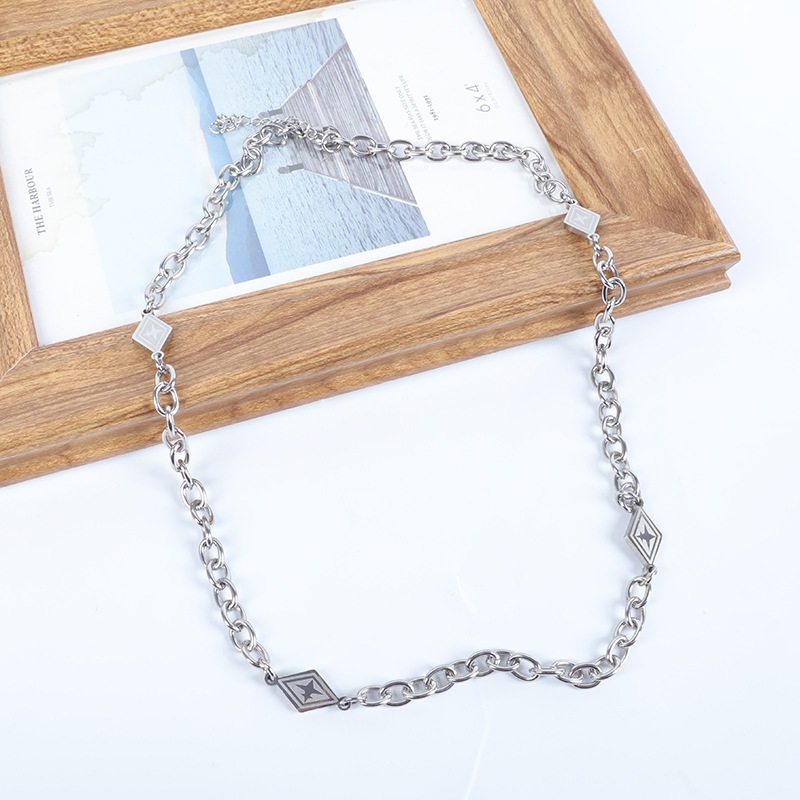 😊ของสวย ส่งไวจ้า😊 สร้อยโซ่ ผู้ชายลายเพชร 4 เหลี่ยม แนวฮิบฮอบ สไตล์เกาหลี