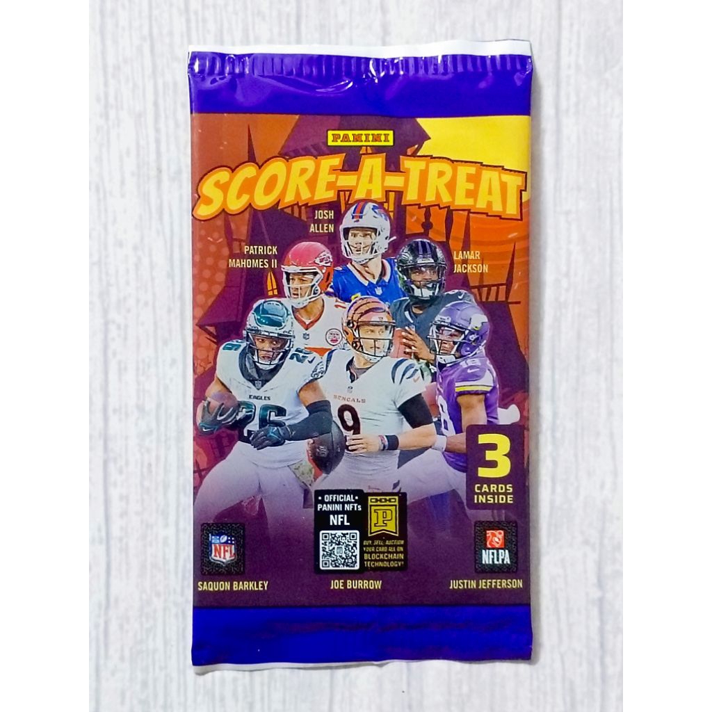 (Sealed Pack) ซองสุ่มการ์ดอเมริกันฟุตบอล 2025 PANINI NFL SCORE-A-TREAT HALLOWEEN TRADING CARD