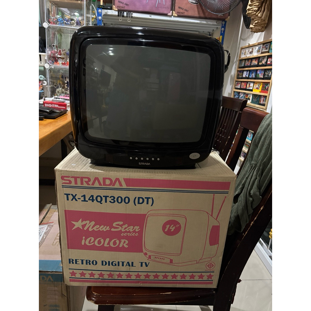 Strada CRT TV 14 inches Black Color Full sets