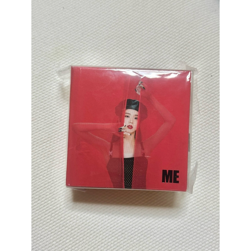 [พร้อมส่ง] Jisoo ME อัลบั้ม Solo First Single ‘FLOWER’ แถม!! Poster Blackpink