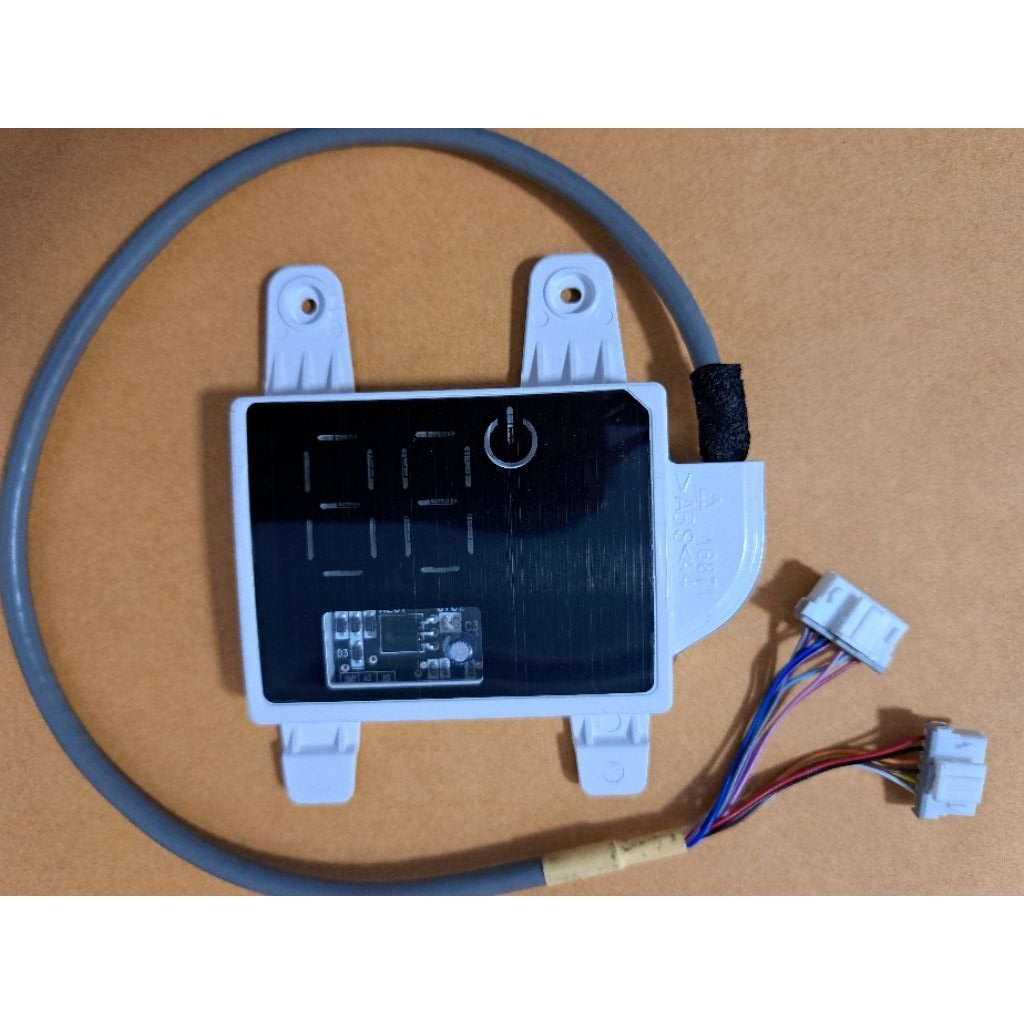 ตัวรับสัญญาณรีโมท "D5363BL" Gree กรี รุ่น GWC12ACC-K6DNA1B