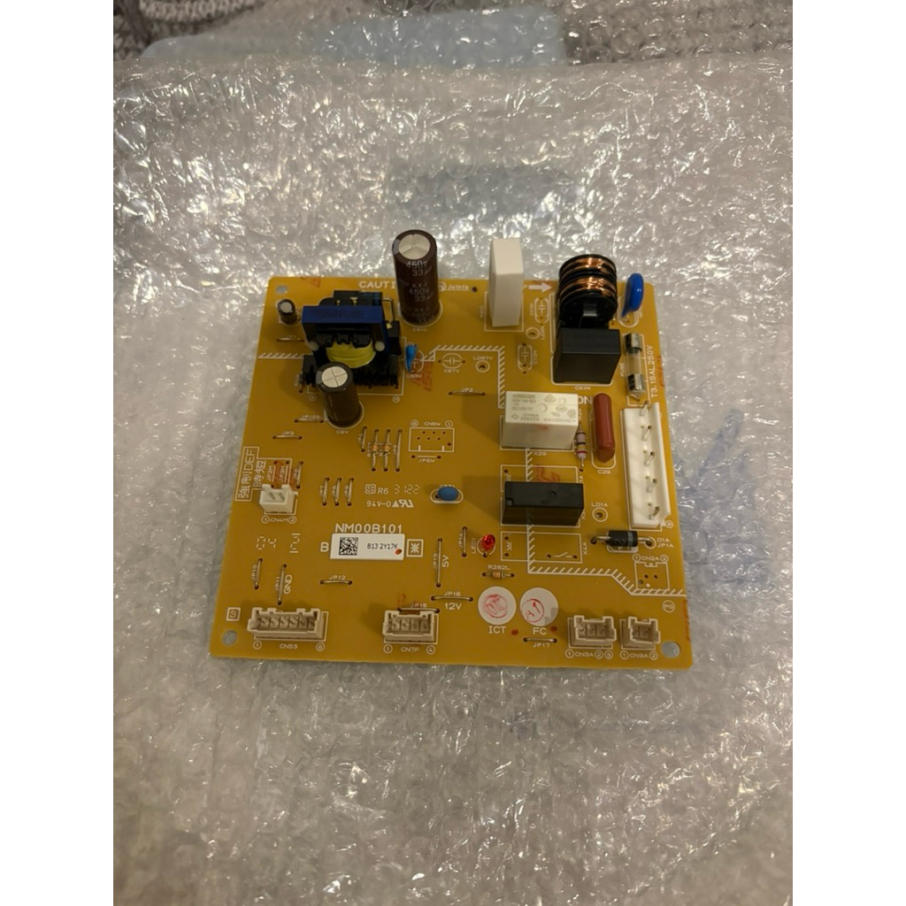 เมนบอร์ดตู้เย็น Mitsubishi รหัสพาร์ท NM00B101