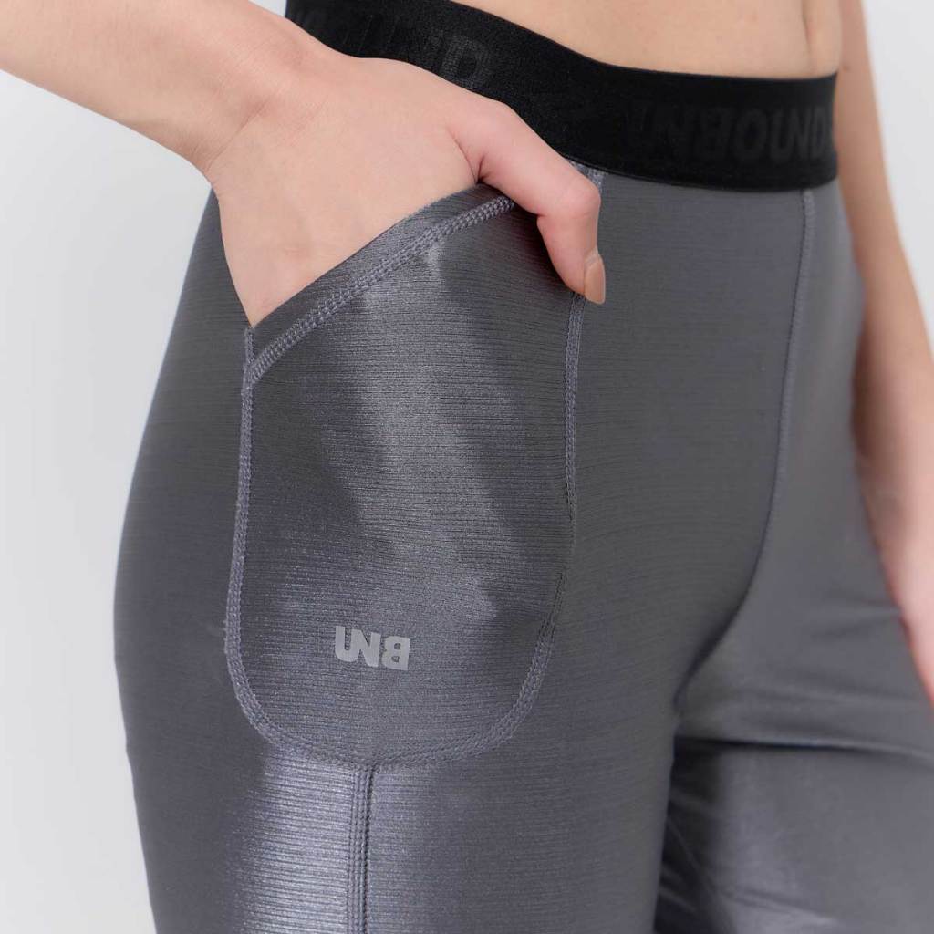 UNBOUND SILVERFLARE HIGHWAIST LEGGING กางเกงขาม้าสีซิลเวอร์ (เฉพาะกางเกง) — صورة 5