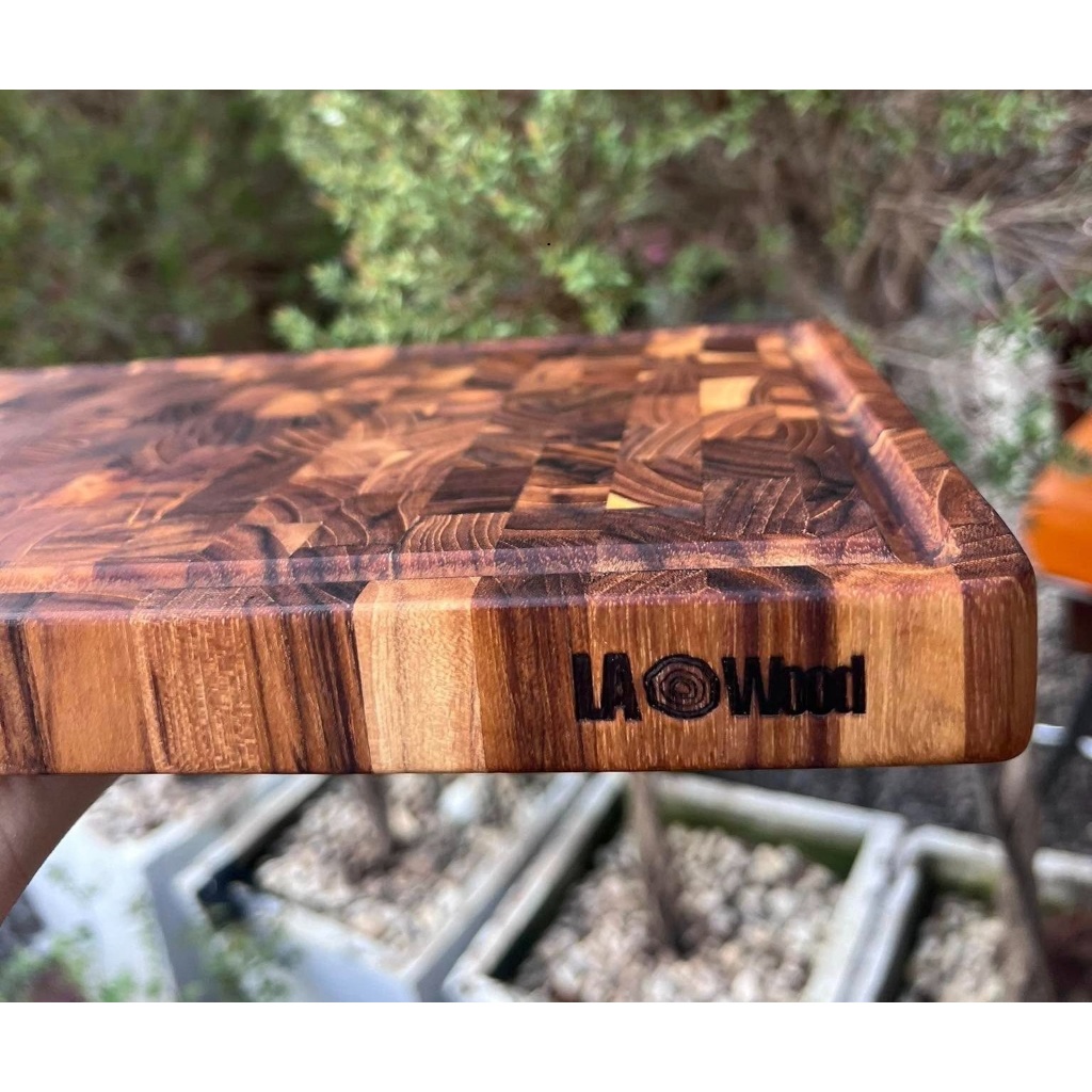 Lao wood เขียงไม้สักเกรดเอ End Grain Cutting Board รุ่น CB 08-1 ขนาด 2.8 x 24 x 38 ซม.