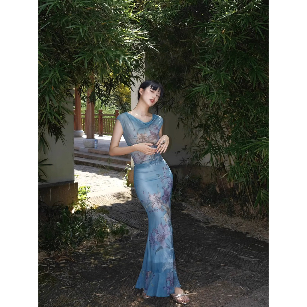 Xiao Ju Chuan Li Studio (小菊川栗) - Iris Blossom Vintage Chinese Style Slim-fit Top & Mermaid Skirt Set