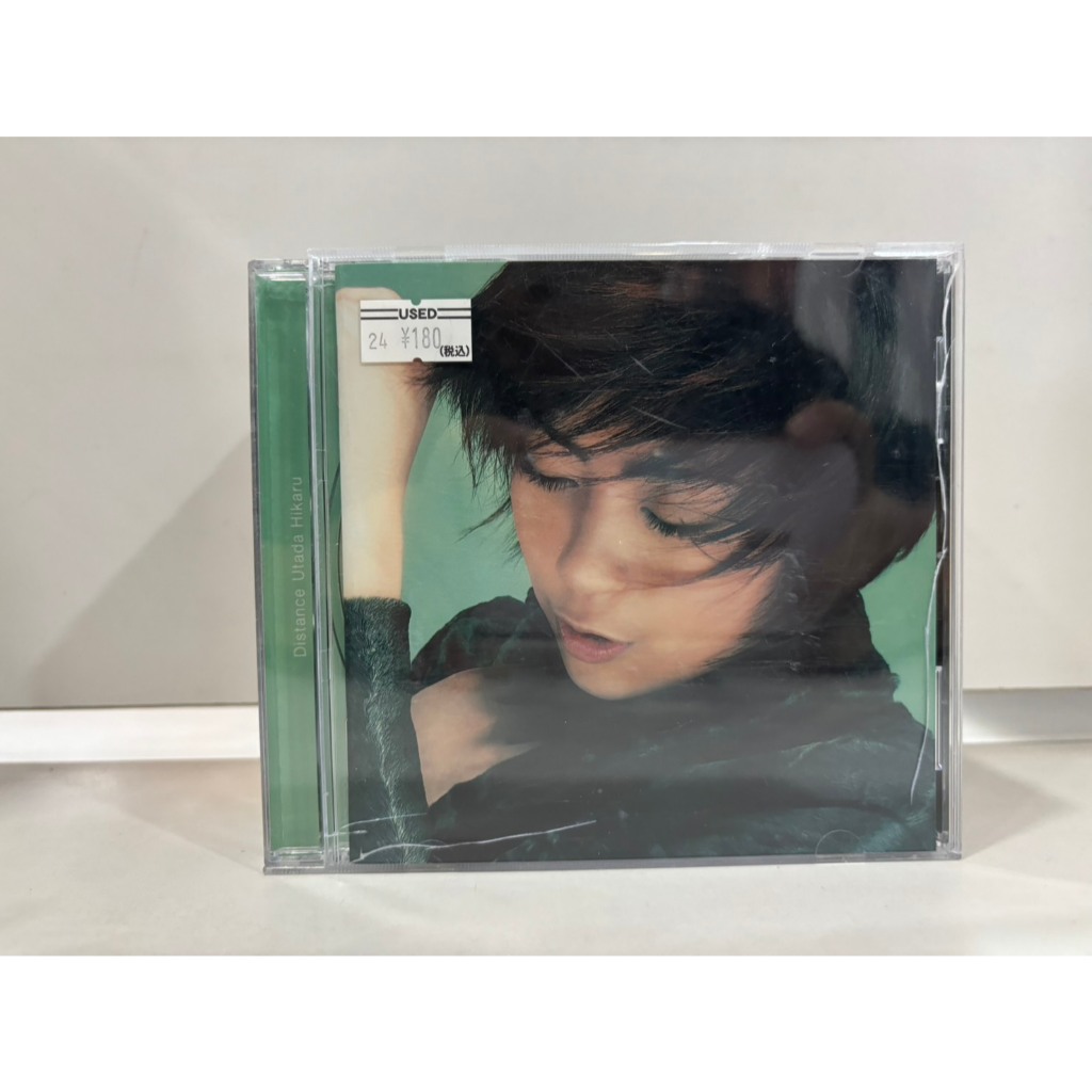 1 CD MUSIC  ซีดีเพลงสากล   Distance Utada Hikaru    (L5E125)
