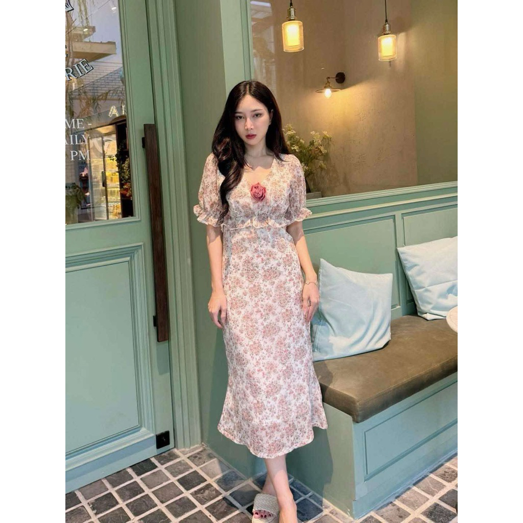 เดรสสีชมพู แบรนด์Sirintra_boutique