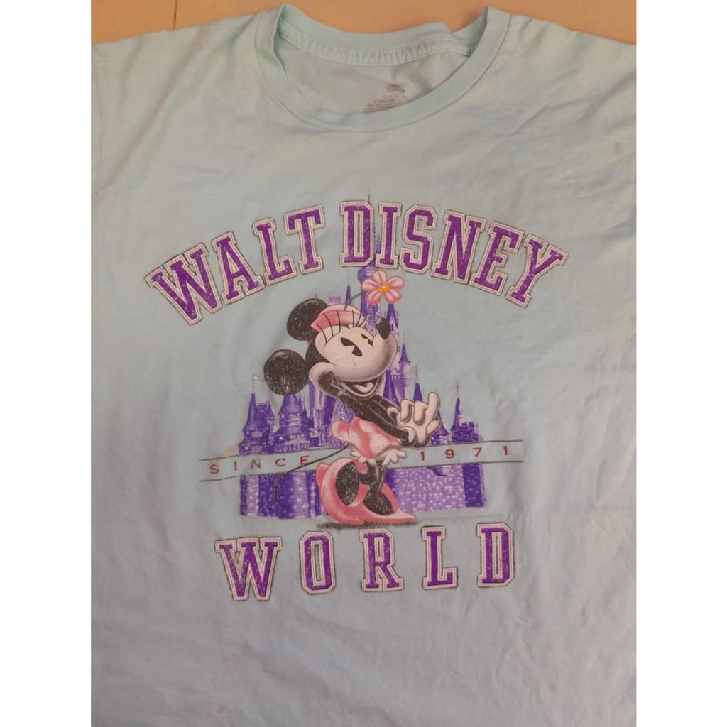 เสื้อยืดมือสอง - Size –L WALT DISNEY SINC 197 WORLD